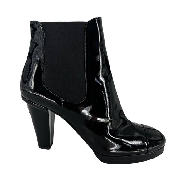 Chanel 2022 Patent Leather Chelsea Boots - Picture 2 of 16